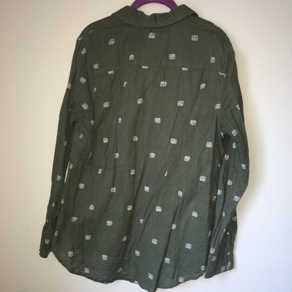 Elephant Button Up - Picture 4 of 4
